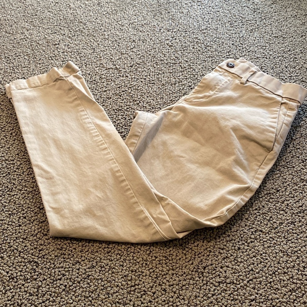 NWOT Gap Slim Fit Straight Legged Khaki Pants Size 29x30